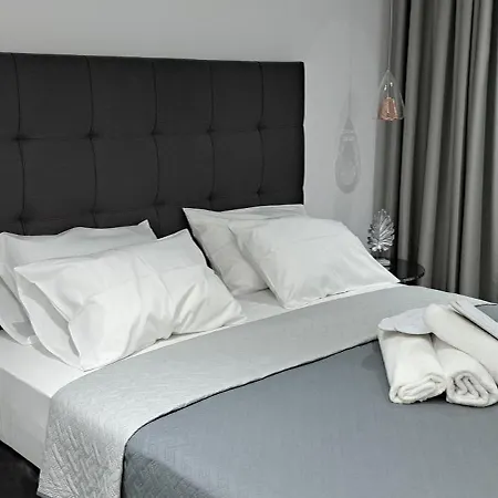 Km Luxury Downtown * Heraklion (Crete)