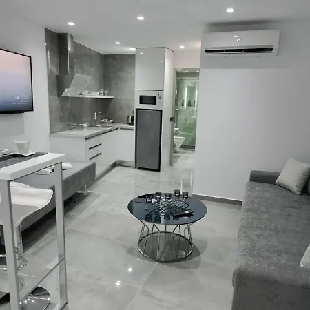 Km Luxury Downtown 公寓 伊拉克利翁